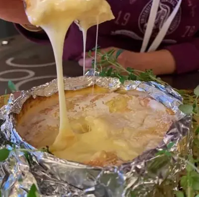 En ostfondue direkt ur trälådan!