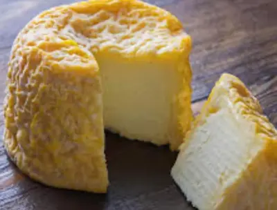 Langres är en smakrik kittost från byn med samma namn i det Franska…