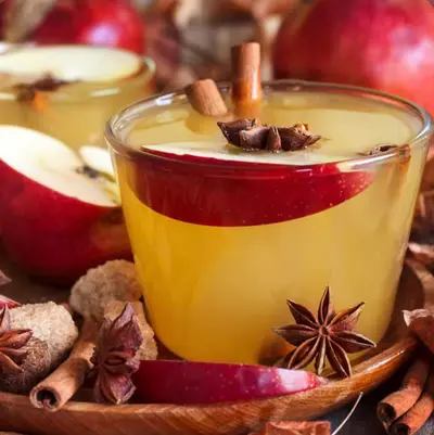 Glöggdrickandet är ett stående inslag i den svenska jultraditionen…