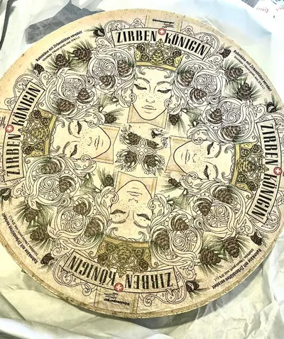 Från Mejeri Güntensperger i Schweiz kommer osten som höjer…