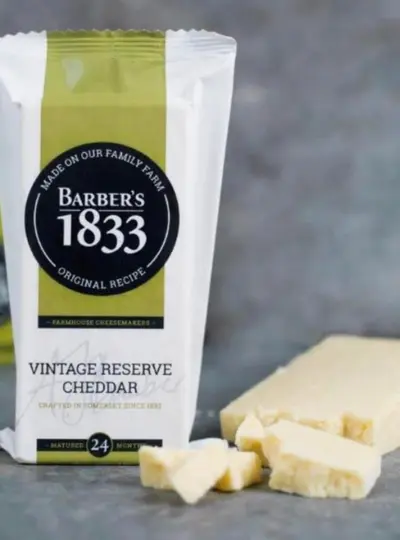 Barber's 1833 Vintage Reserve Cheddar tillverkas av Anthony Barber…